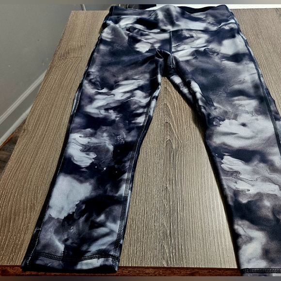 Marika Sports black and white marble size m 8-10 - Picture 1 of 3